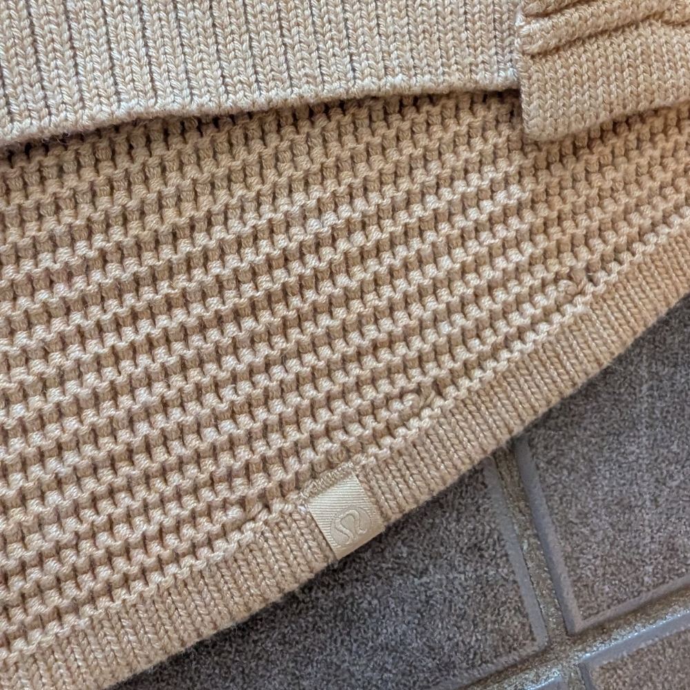 Lululemon Total Ellipse Sweater - Picture 6 of 9